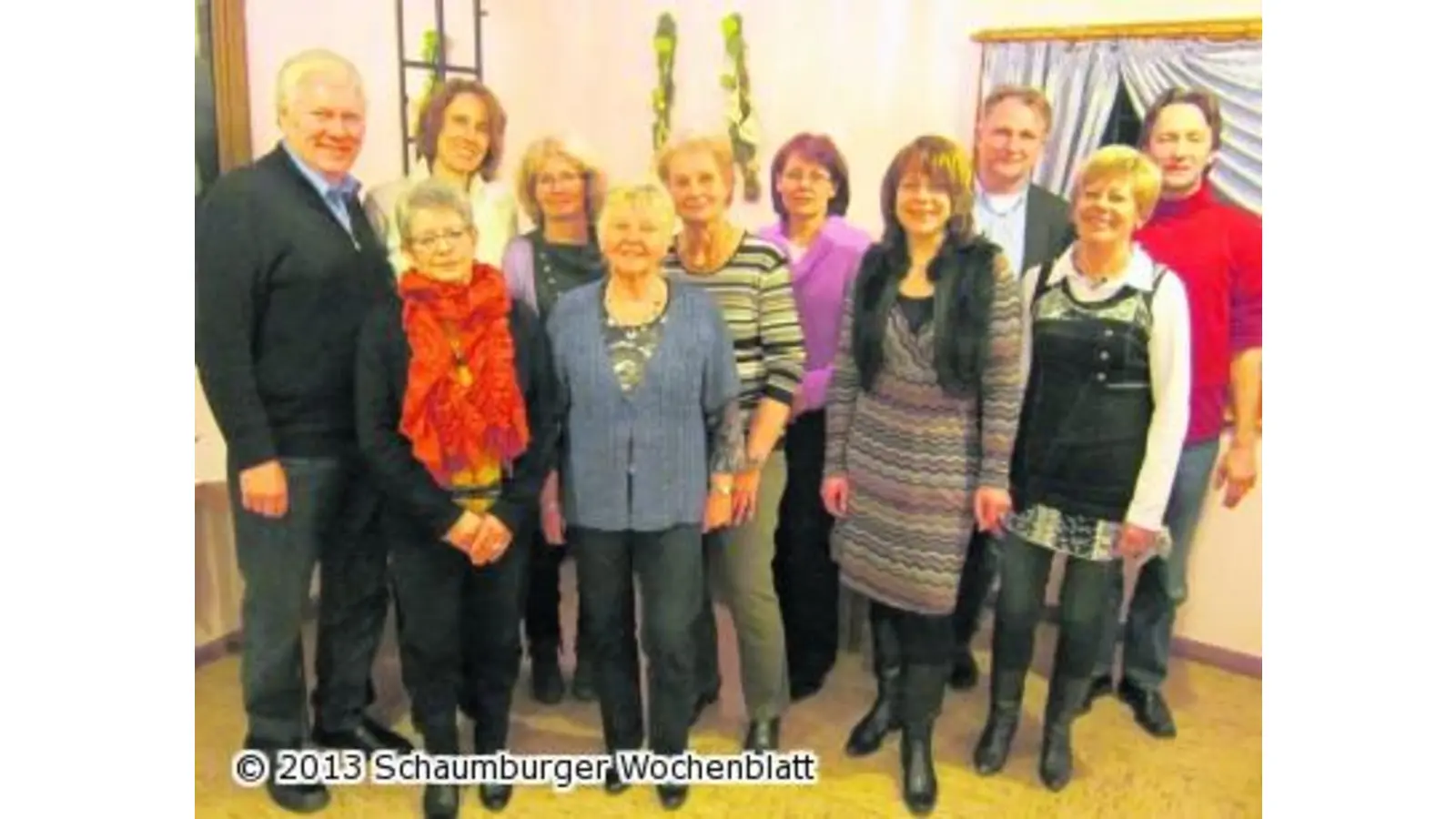 Chormitglieder bestätigen ihren Vorsitzenden im Amt (Foto: bt)
