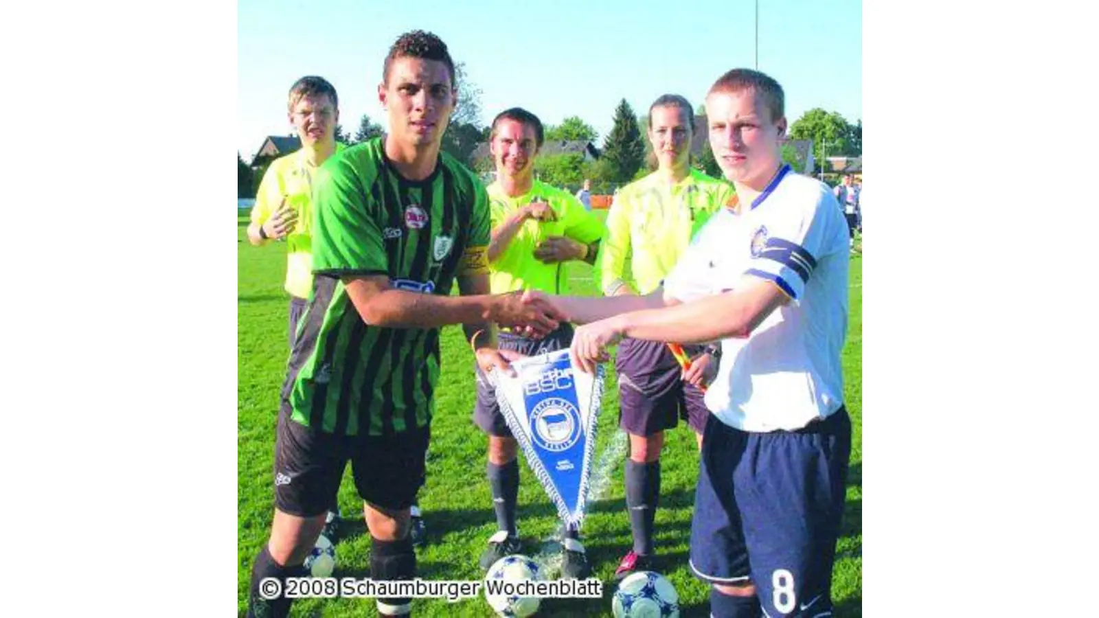 Internationales Fußballflair im Mühlenbachstadion (Foto: wtz)