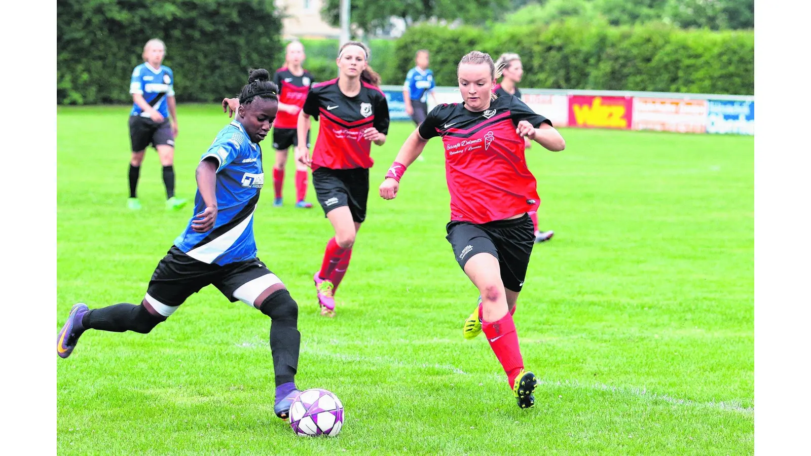 Der Favorit setzt sich im Match durch (Foto: bb)