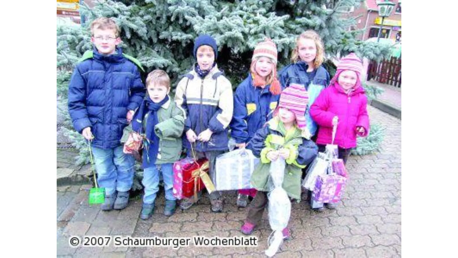 Baumschmuck läutet Adventszeit ein (Foto: red)