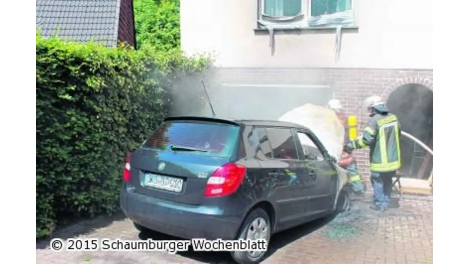 Parkendes Auto komplett ausgebrannt (Foto: us)