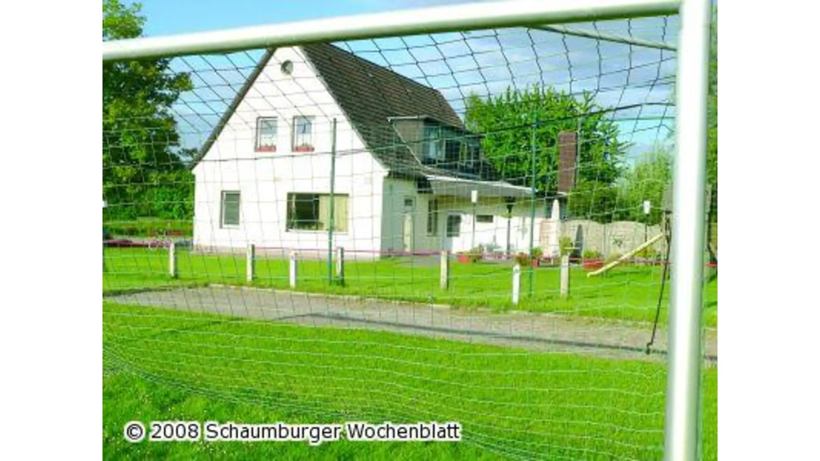 Tausend Euro für das Clubheimdach (Foto: al)