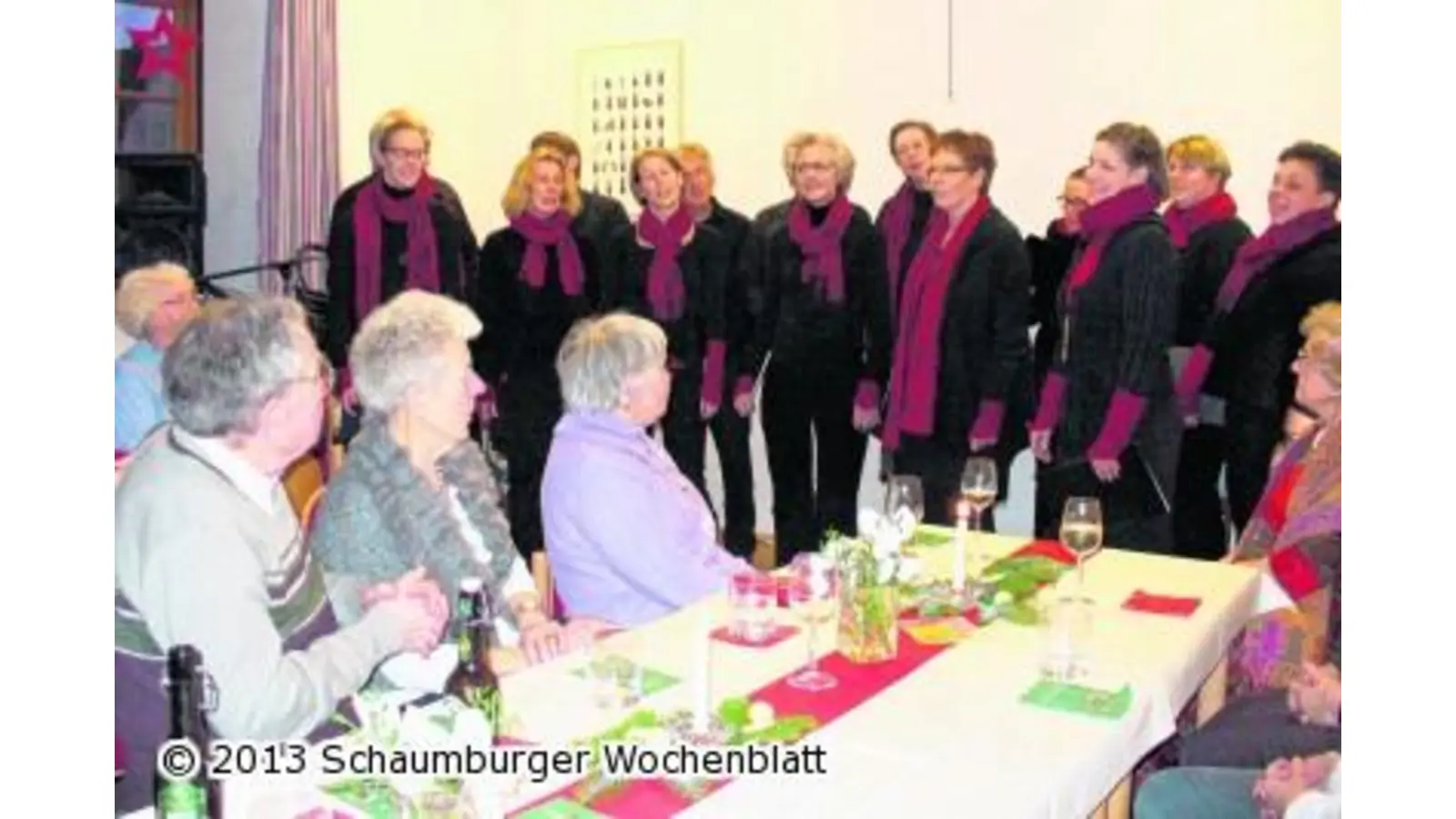 Gemütliche Adventsfeier in der Begegnungsstätte (Foto: hb)