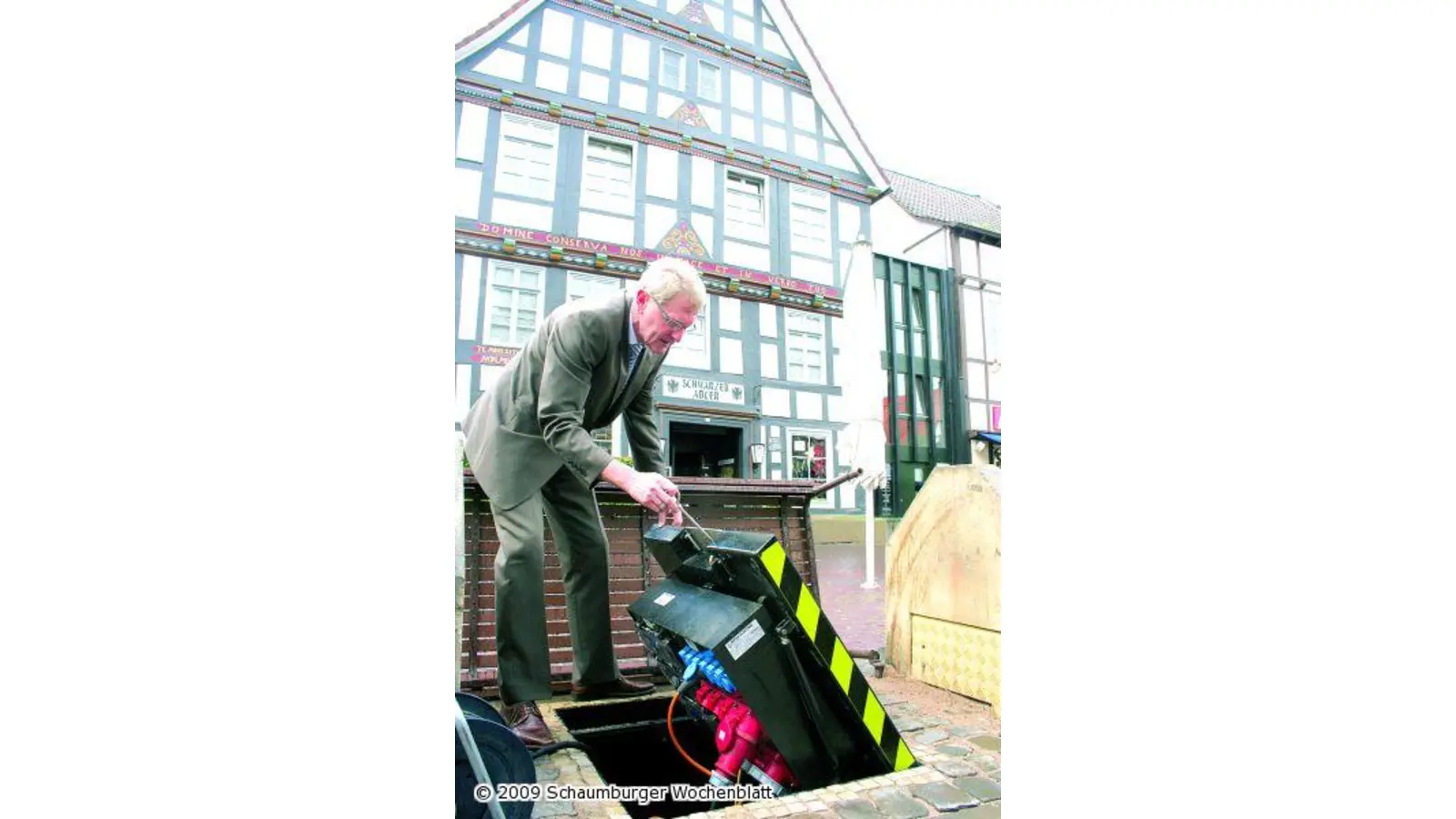 Anschlüsse verschwinden jetzt im Boden (Foto: ih)