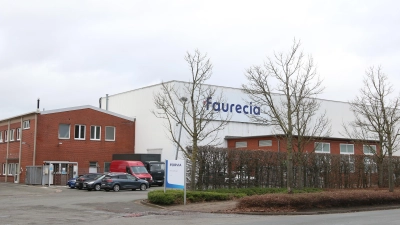 Faurecia plant einen weiteren massiven Stellenabbau am Standort in Stadthagen. Die Zahl der Arbeitsplätze soll von 285 auf 49 heruntergefahren werden. (Foto: bb)