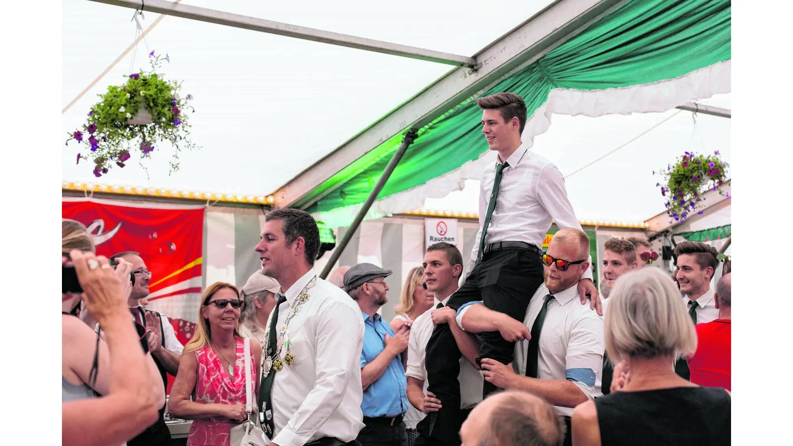 Der Nachwuchskönig hält Einzug (Foto: red)