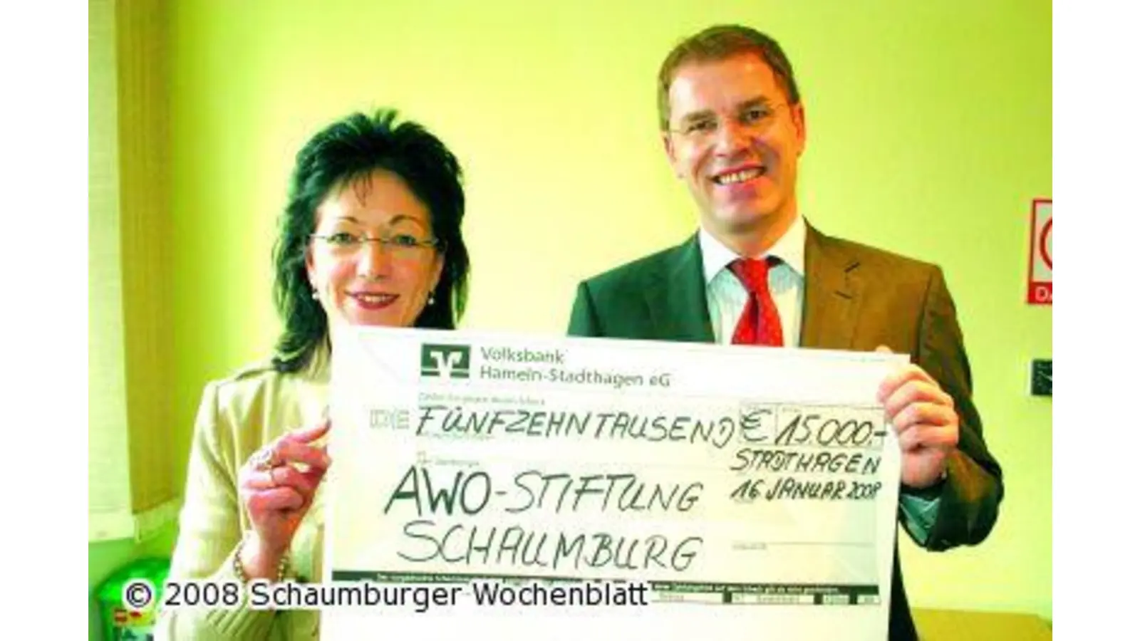 Volksbank unterstützt die AWO-Stiftung mit 15 000 Euro (Foto: bb)