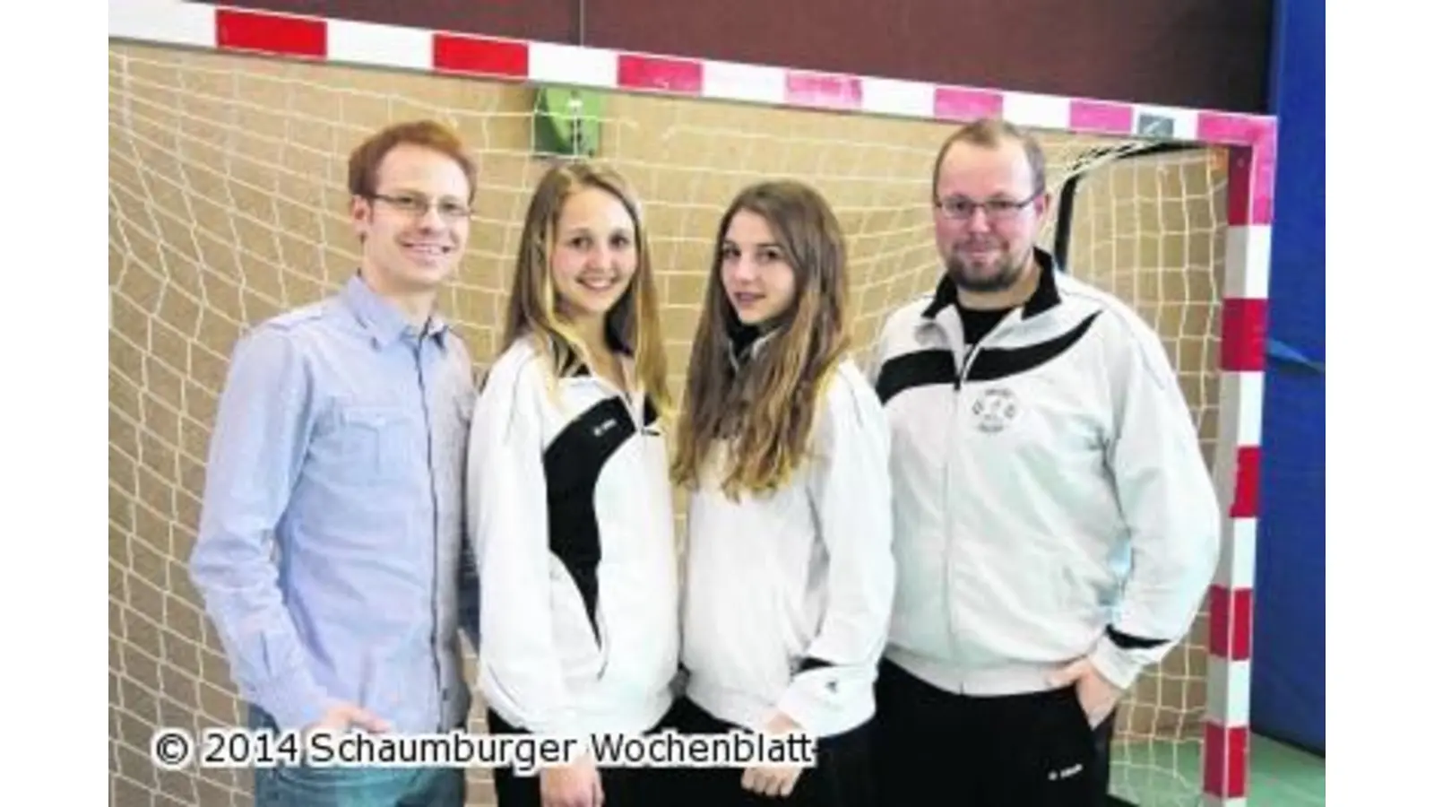 C-Jugend-Spielerinnen fördern die nächste Spielergeneration (Foto: bb)
