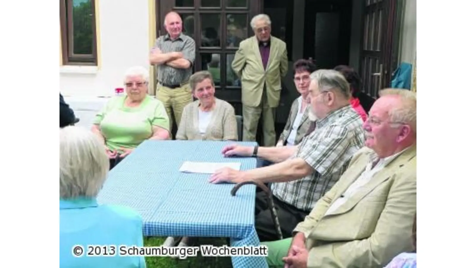 Alte Schulbänke im Klassenzimmer (Foto: al)