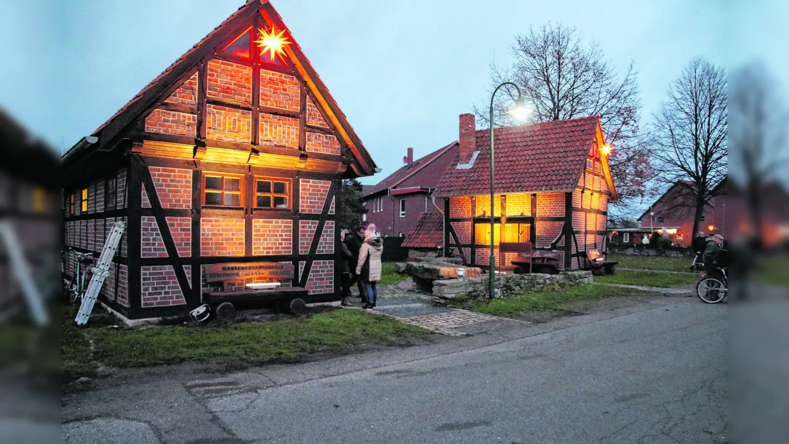 Backhaus erstrahlt im LED-Licht (Foto: red)