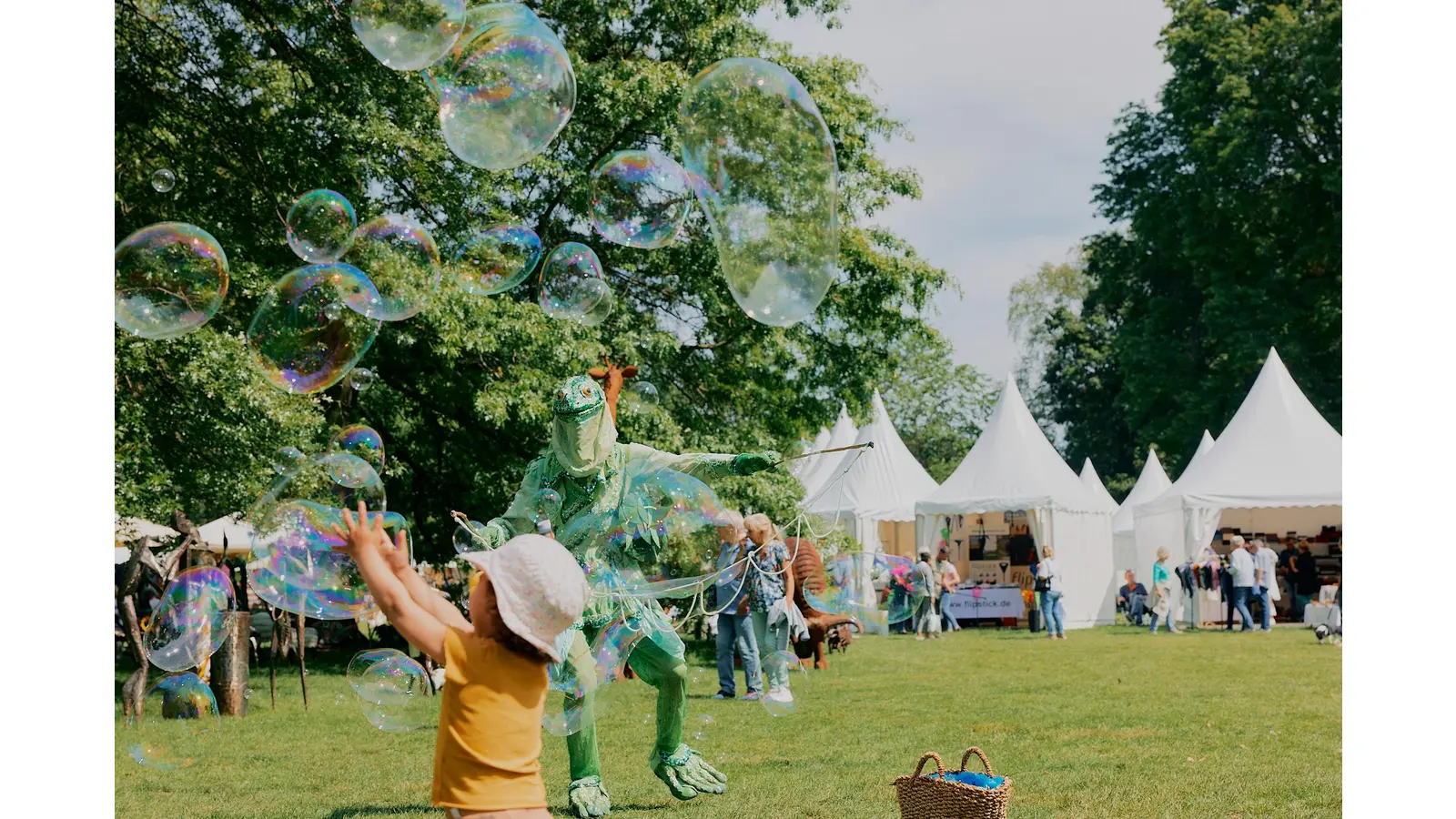 Die Herrenhäuser Parkanlage verwandelt sich von Freitag, den 6. bis zum 9. Juni, in ein Paradies für Gartenfreunde und Liebhaber schöner Dinge.  (Foto: Evergreen)