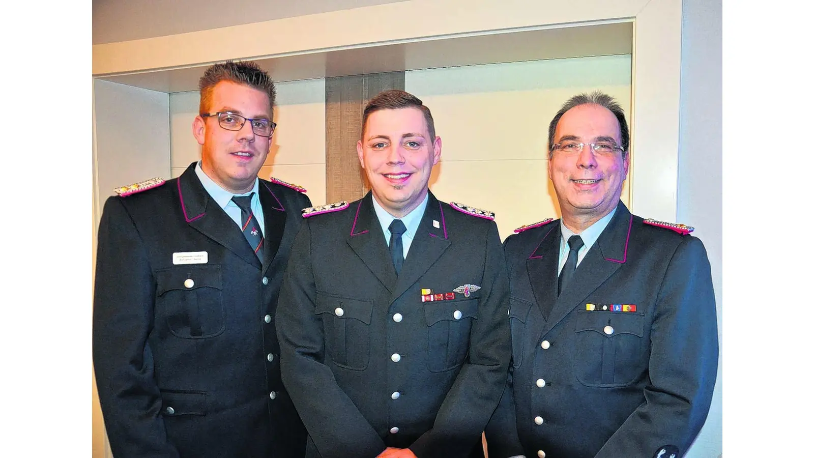 Feuerwehr-Ehrenkreuz in Gold für Wilfried Schröder (Foto: bt)