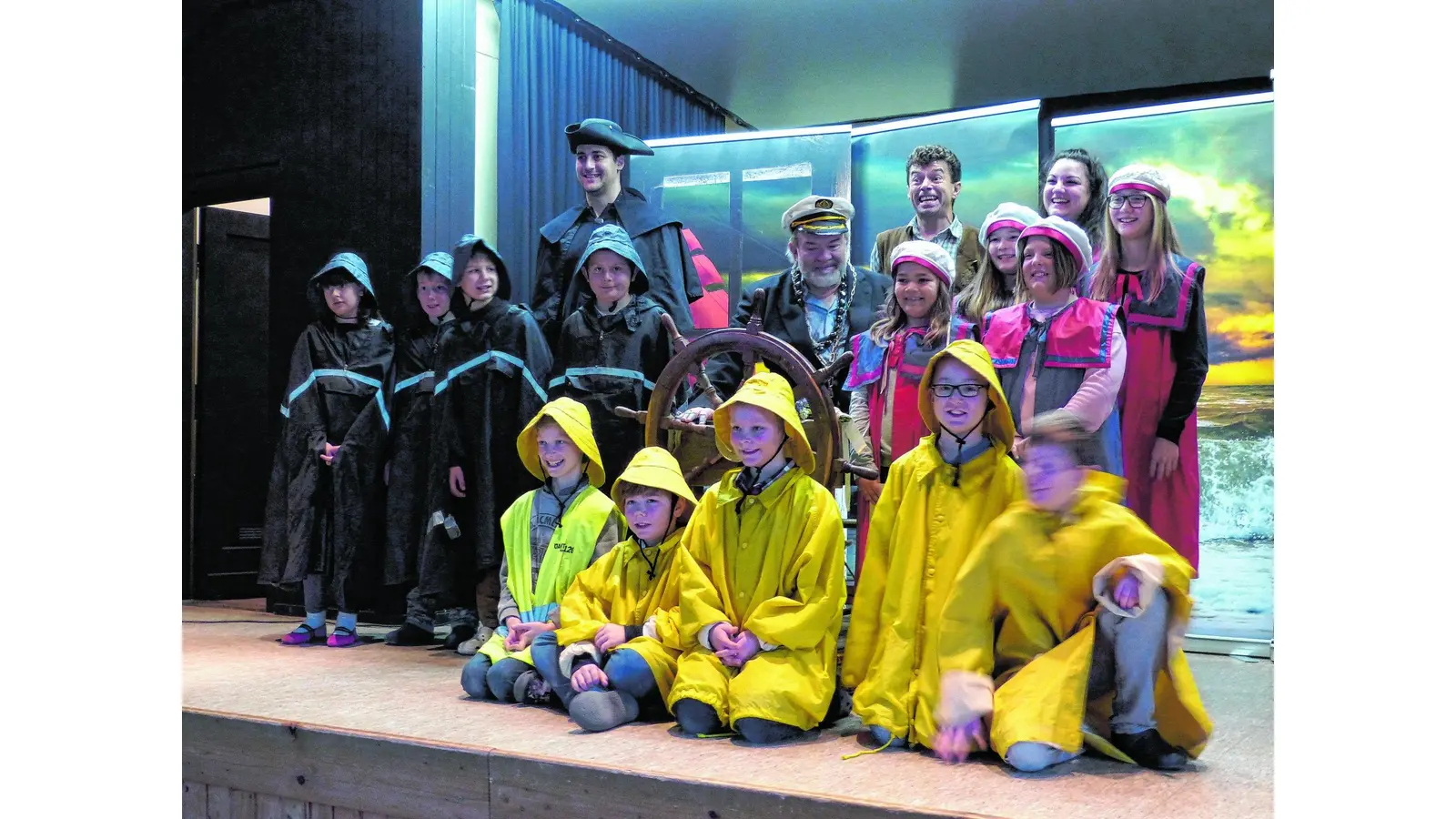 Auch die Schüler wirken in der Oper mit (Foto: al)