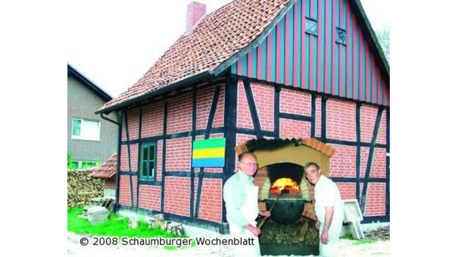 Frisches Brot aus dem Steinbackofen (Foto: ste)