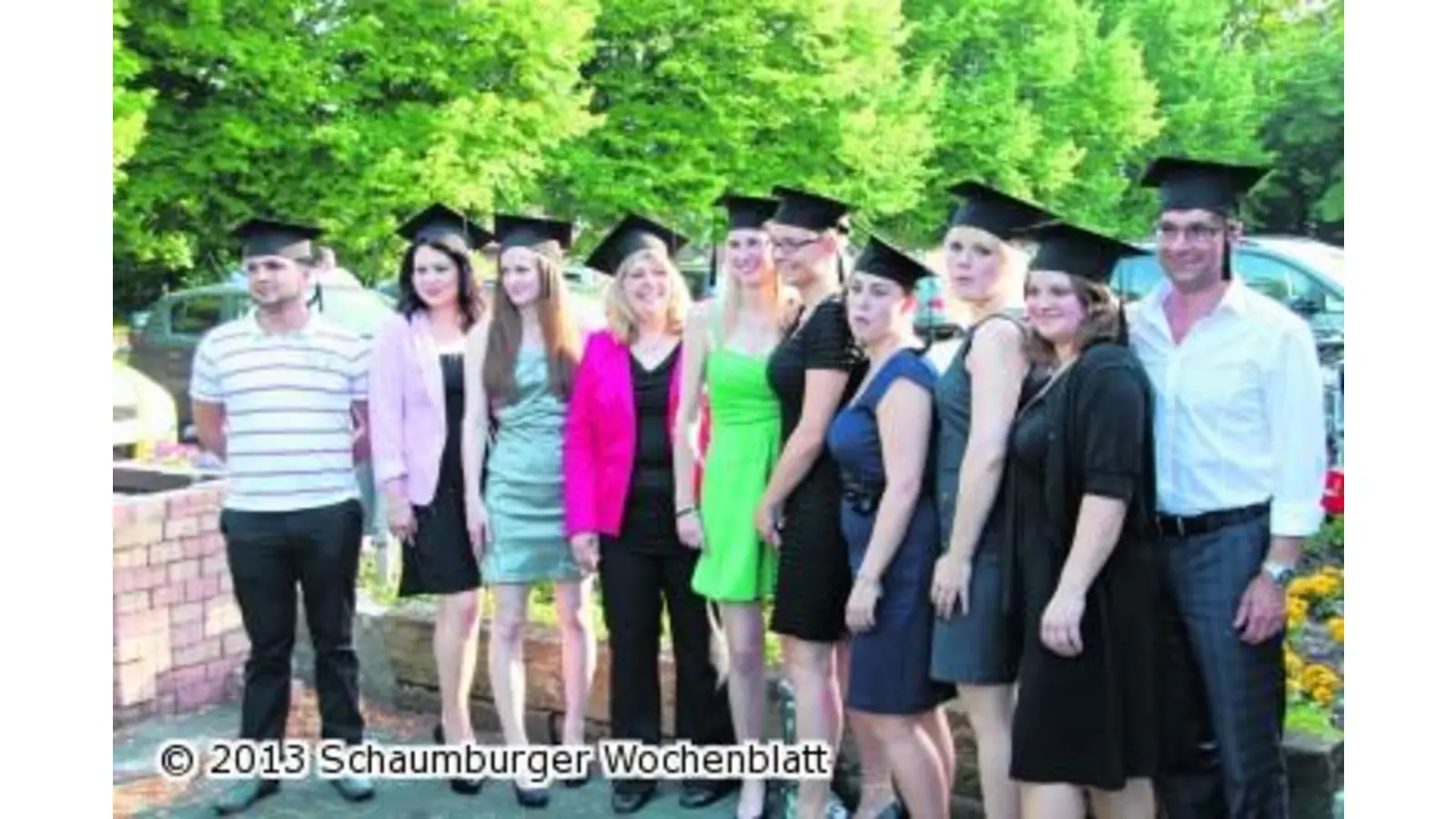 Neun Steuerfachangestellte haben es jetzt geschafft (Foto: red)