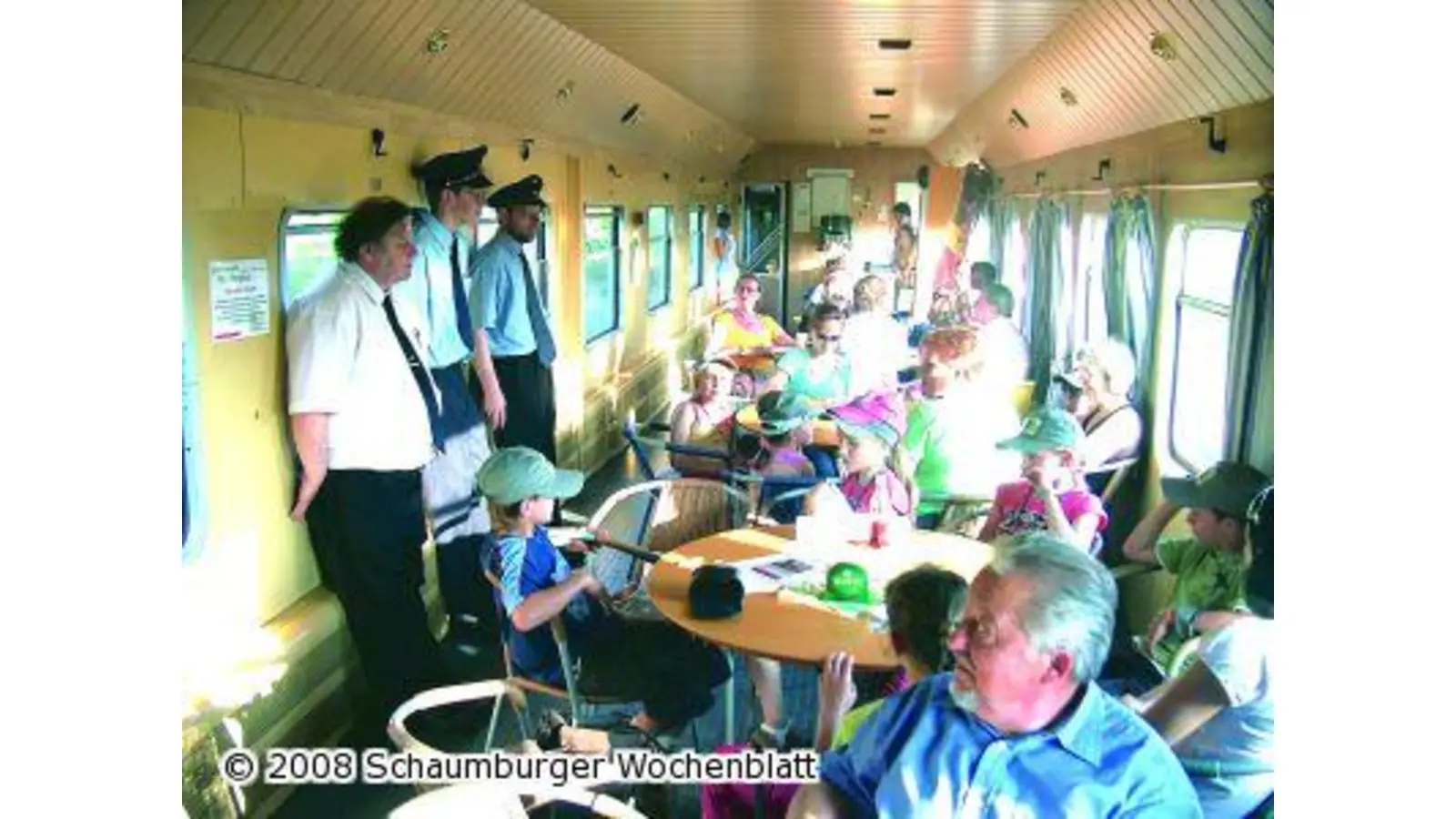 Weserberglandrundfahrt für Krasniza-Kinder (Foto: ste)