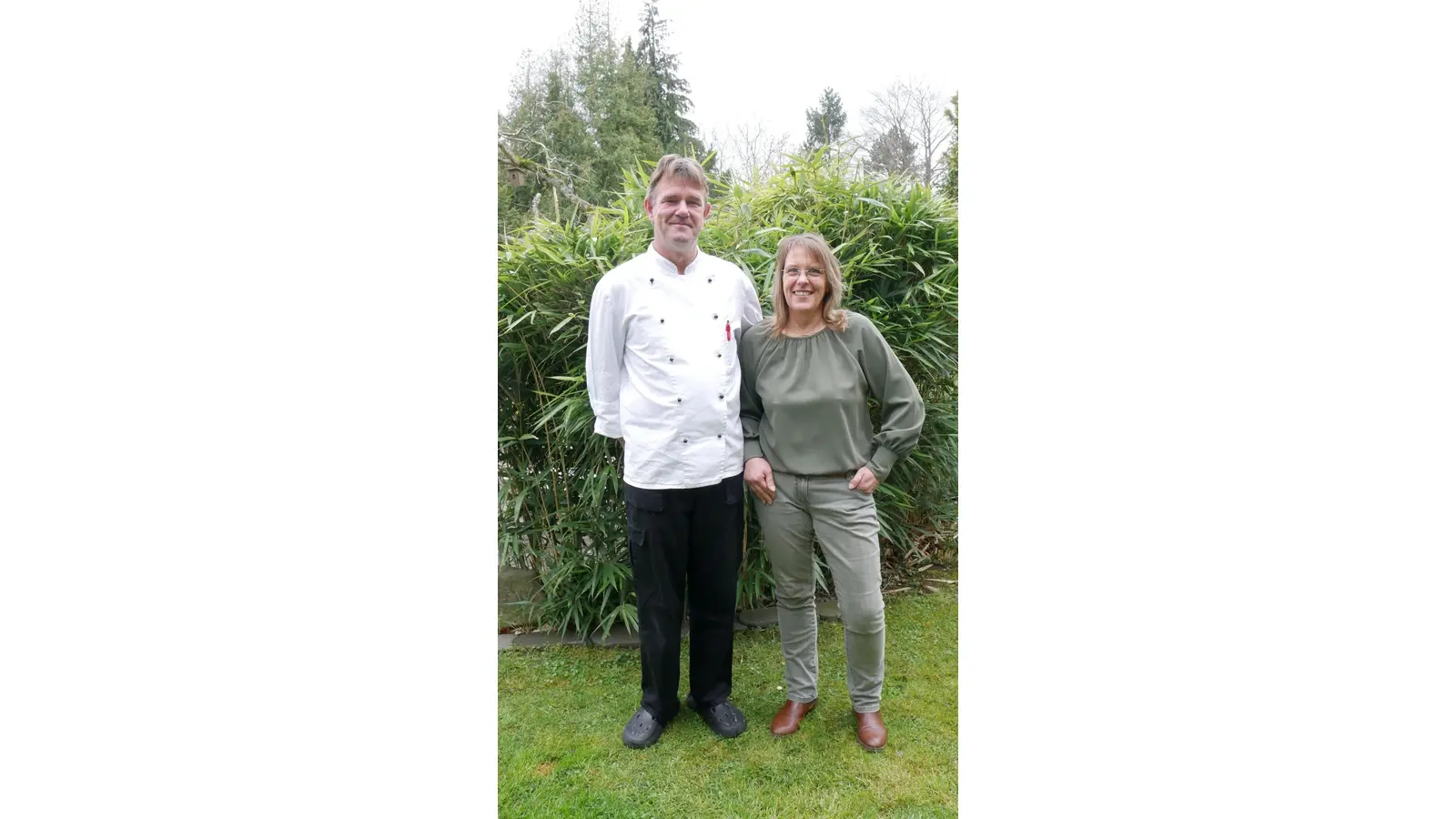 Martin und Manuela Günther vom Hotel und Restaurant „Buchenfürst” verabschieden sich zum Ende des Monats von ihren Gästen. (Foto: gk)