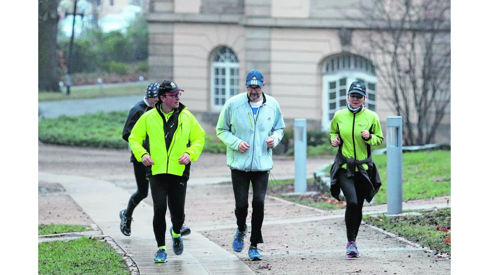 Im alten Jahr noch einmal durch den Park wetzen (Foto: red)