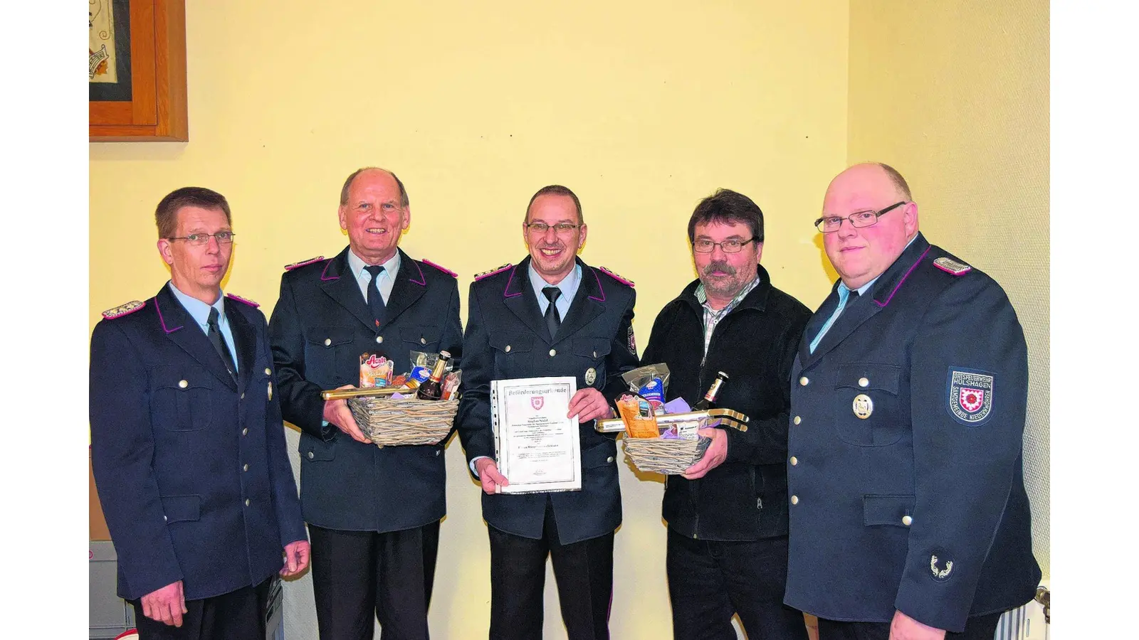 Druschke dankt der Feuerwehr für ihre Arbeit (Foto: red)