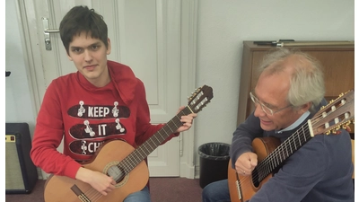Üben zusammen: Niklas (li.) und Andreas Hagemann. (Foto: privat)