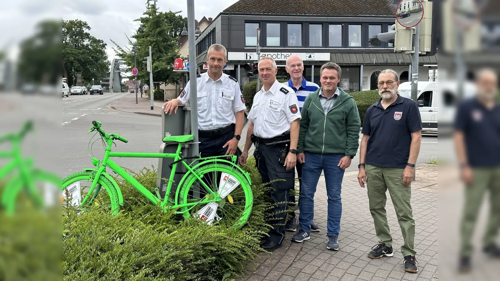 Gemeinsam für mehr Sicherheit: v.l. Tobias Büsing, Michael Elbing, Heiner Bartling, Carsten Röbke und Manfred Schütte.  (Foto: ste)
