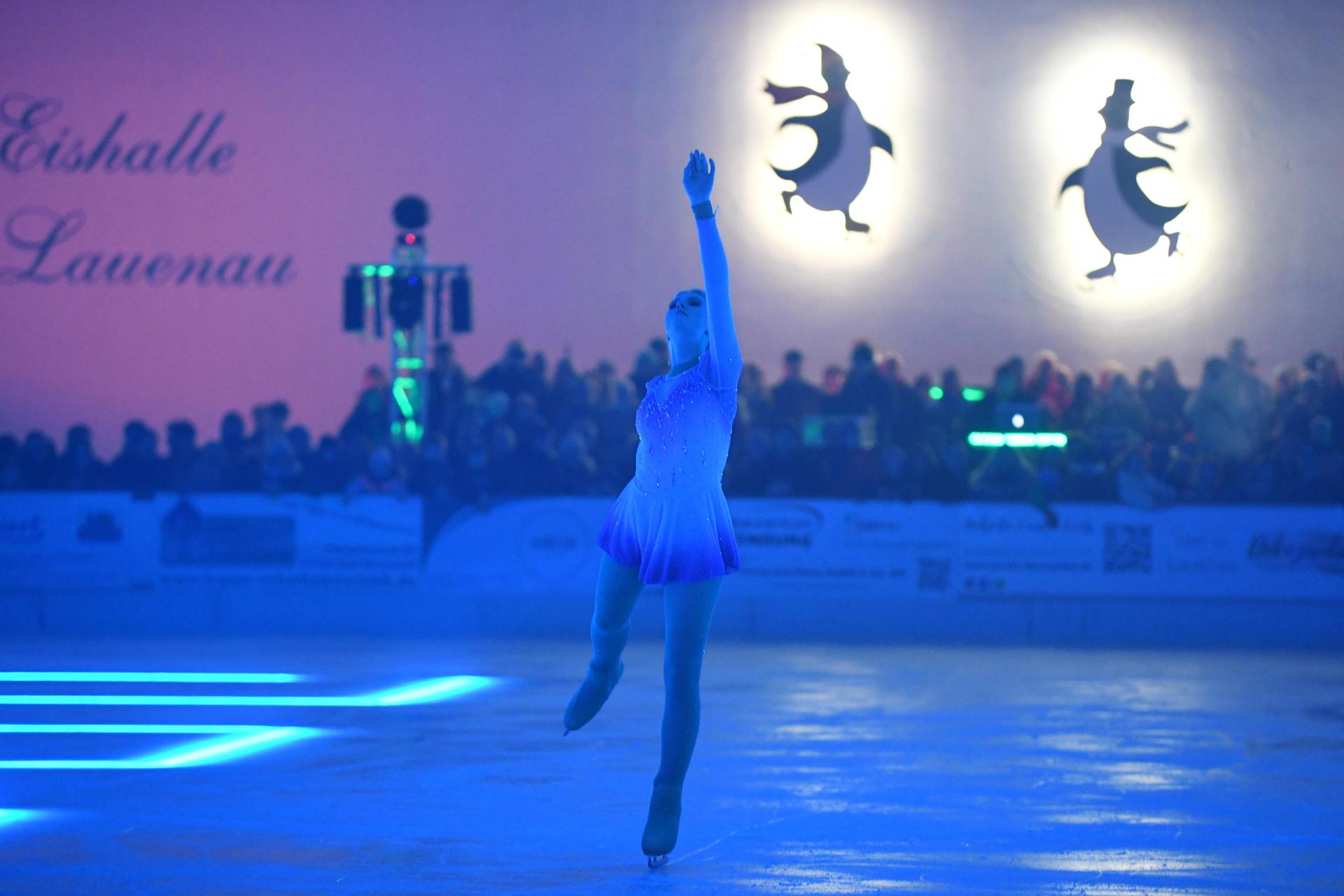 Eishalle Lauenau 2005 Saisoneröffnung. (Foto: nd)