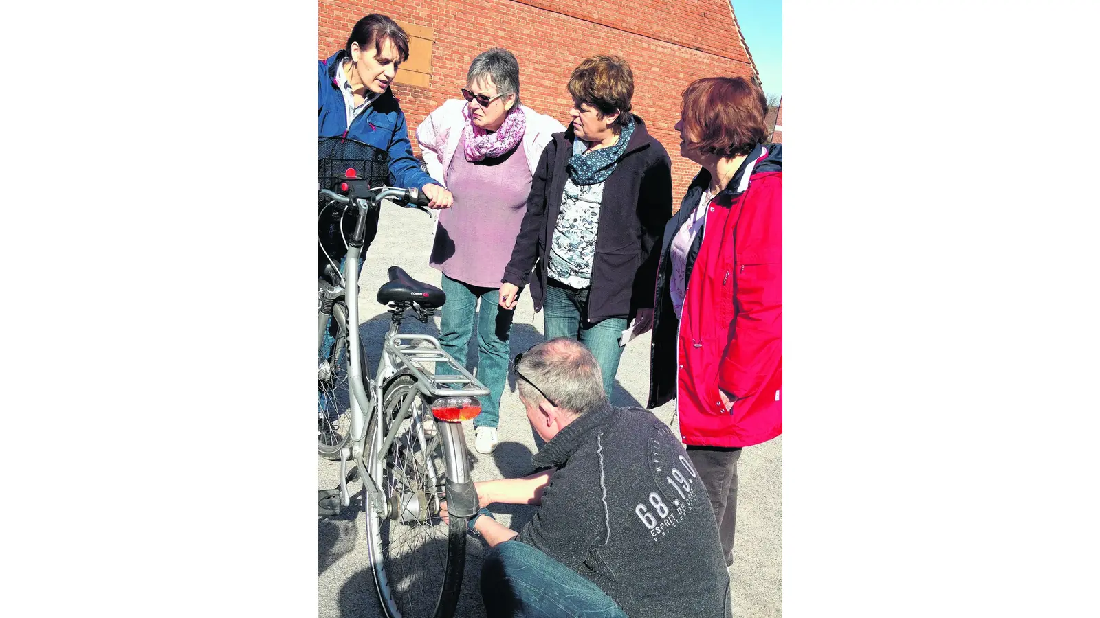 Landfrauen satteln mit Know-how auf (Foto: jl)