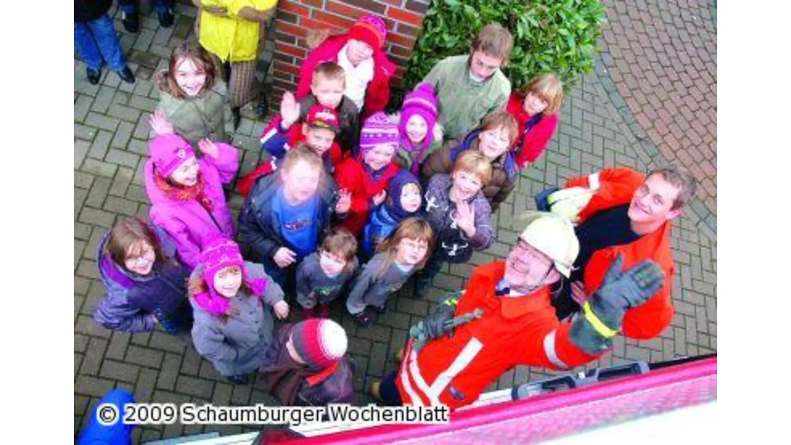 Volles Feuerwehrhaus am Schnuppernachmittag (Foto: wtz)