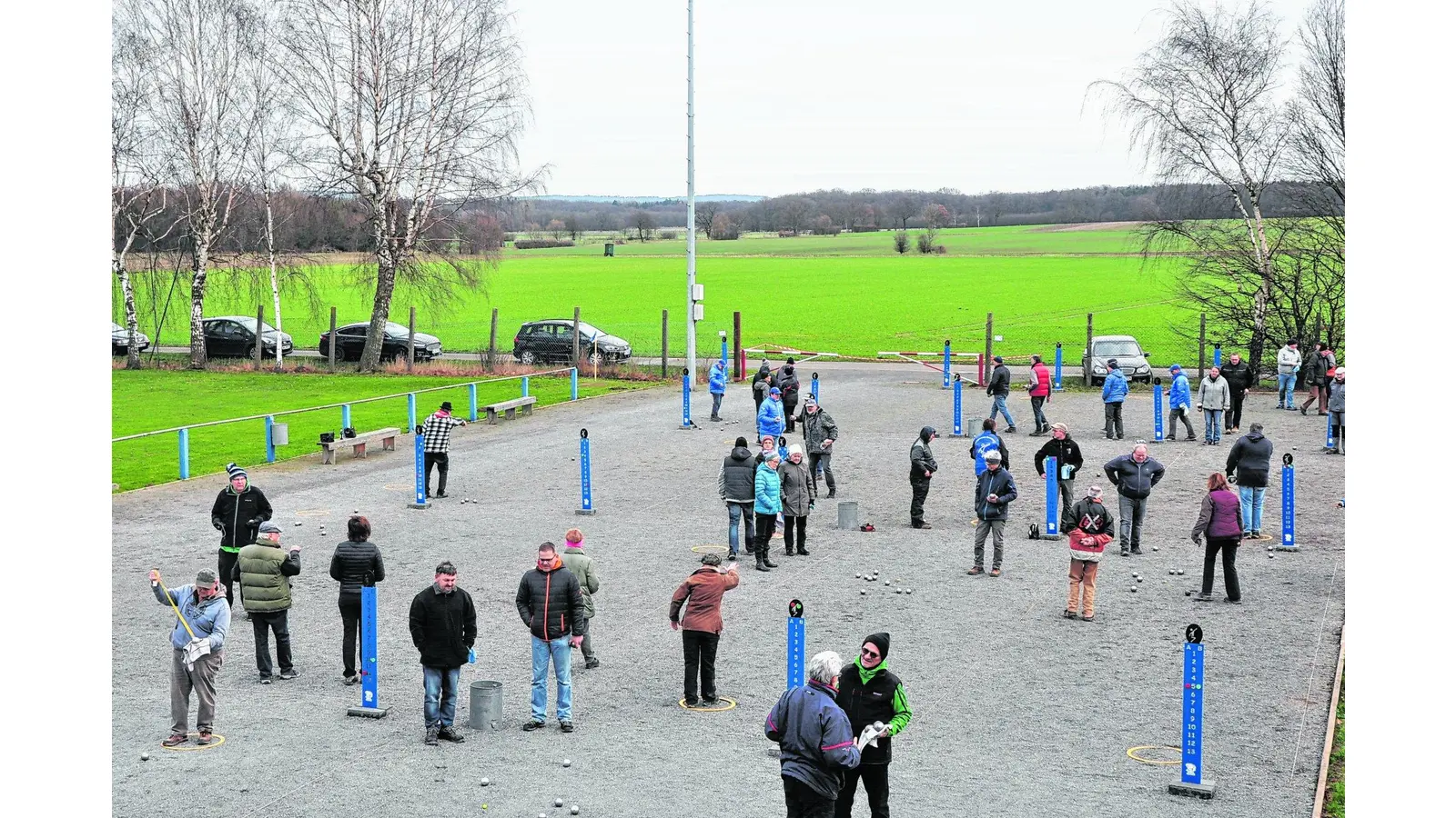 Eine volle Hütte beim ersten Boule-Streich (Foto: bb)
