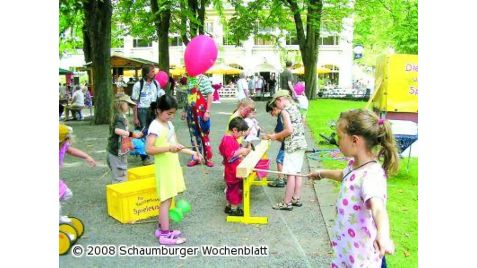 Rosenfest entwickelt sich zum Publikumsmagneten (Foto: red)