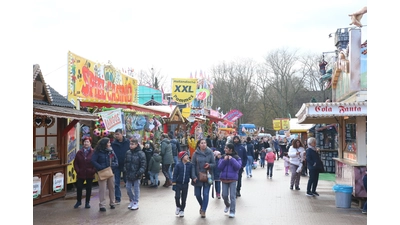Ab Freitag, dem 17. Oktober, lockt der Krammarkt zum Bummel. (Foto: bb)