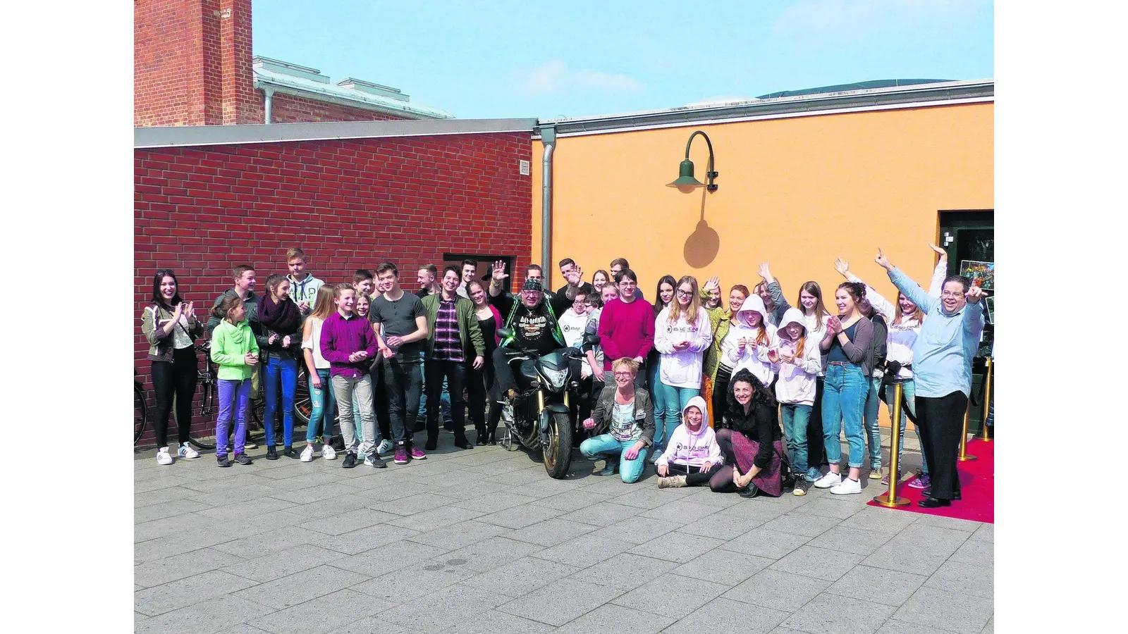 Jubel nach der Filmpremiere (Foto: al)