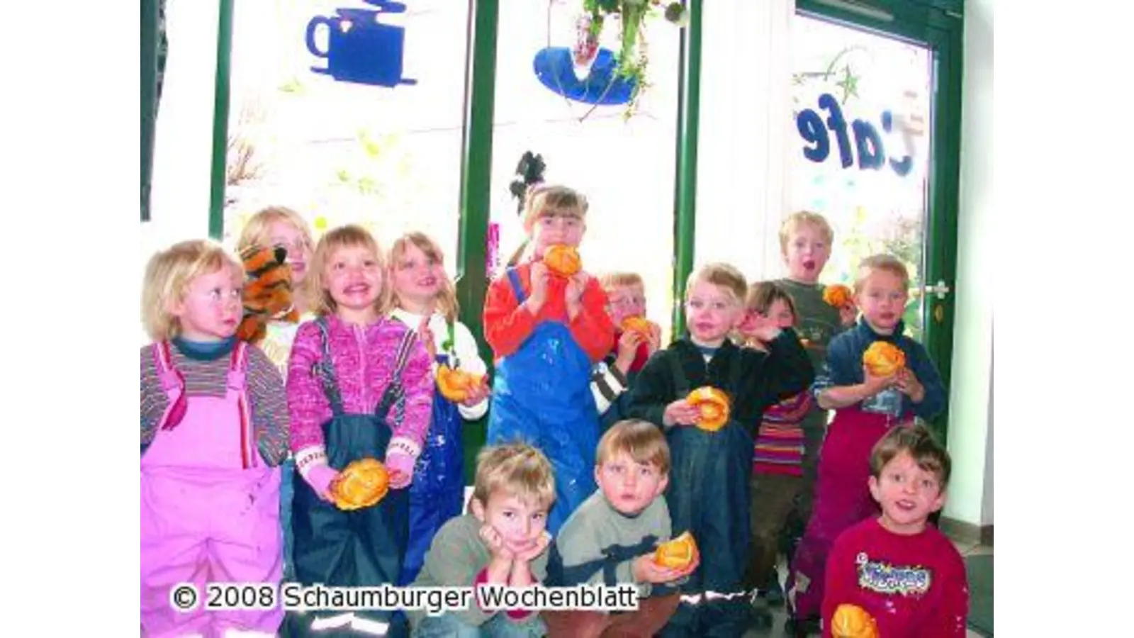 Malerei in der Weihnachtsbäckerei (Foto: nb)