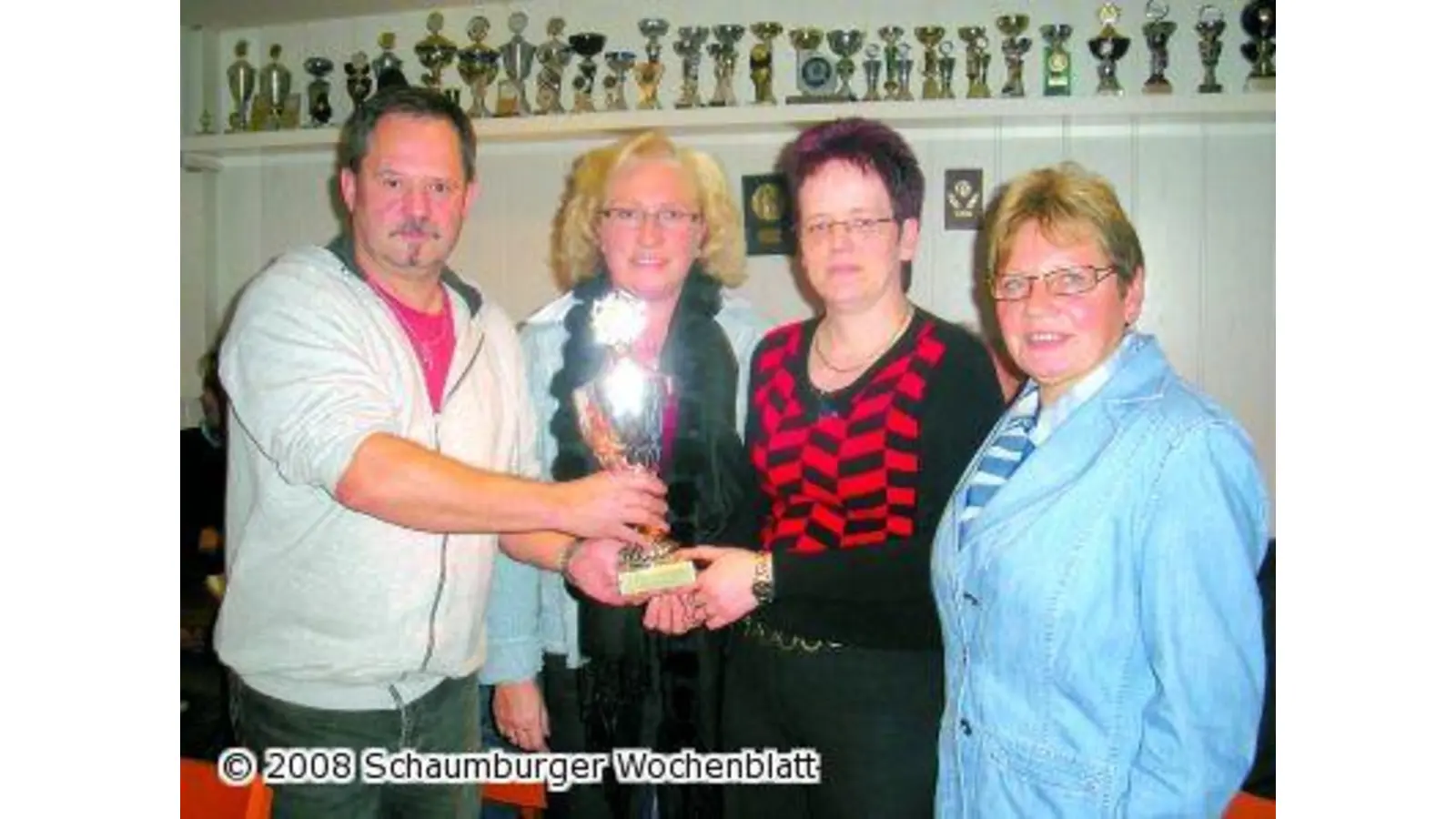Ortsrats-Pokal ging an die Schützendamen (Foto: km)