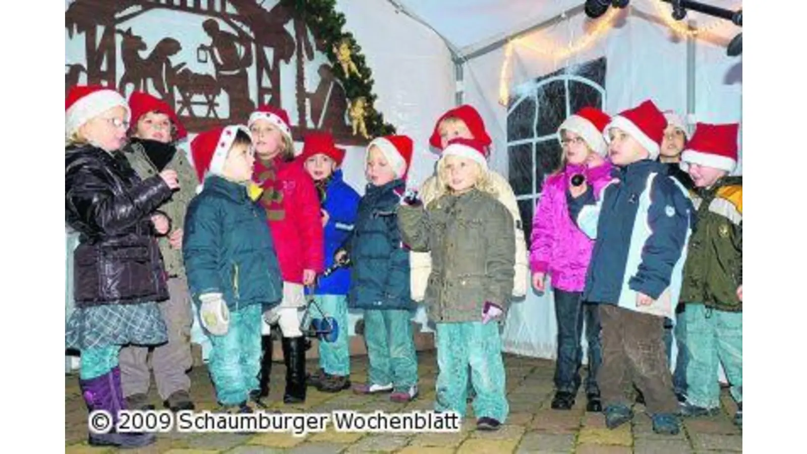 Gemütlicher Adventsmarkt zeigt Trend zur Tradition (Foto: km)
