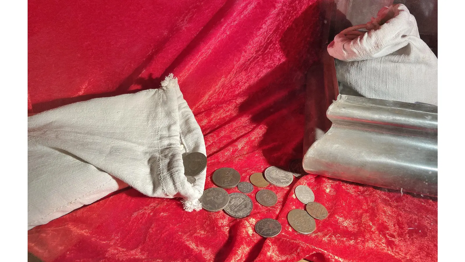 Um die städtischen Finanzen sieht es nicht gerade rosig aus. Der Finanzausschuss wird sich mit einem Antrag von Prof. Dr. Gert Neuhäuser befassen, der ein Haushaltsicherungskonzept für die Stadt beantragt hatte.  (Foto: ste)