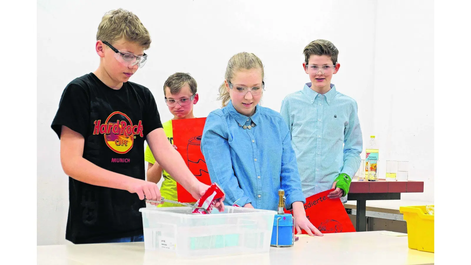 IGS-Schüler tauchen in die Welt der Wissenschaft ein (Foto: red)