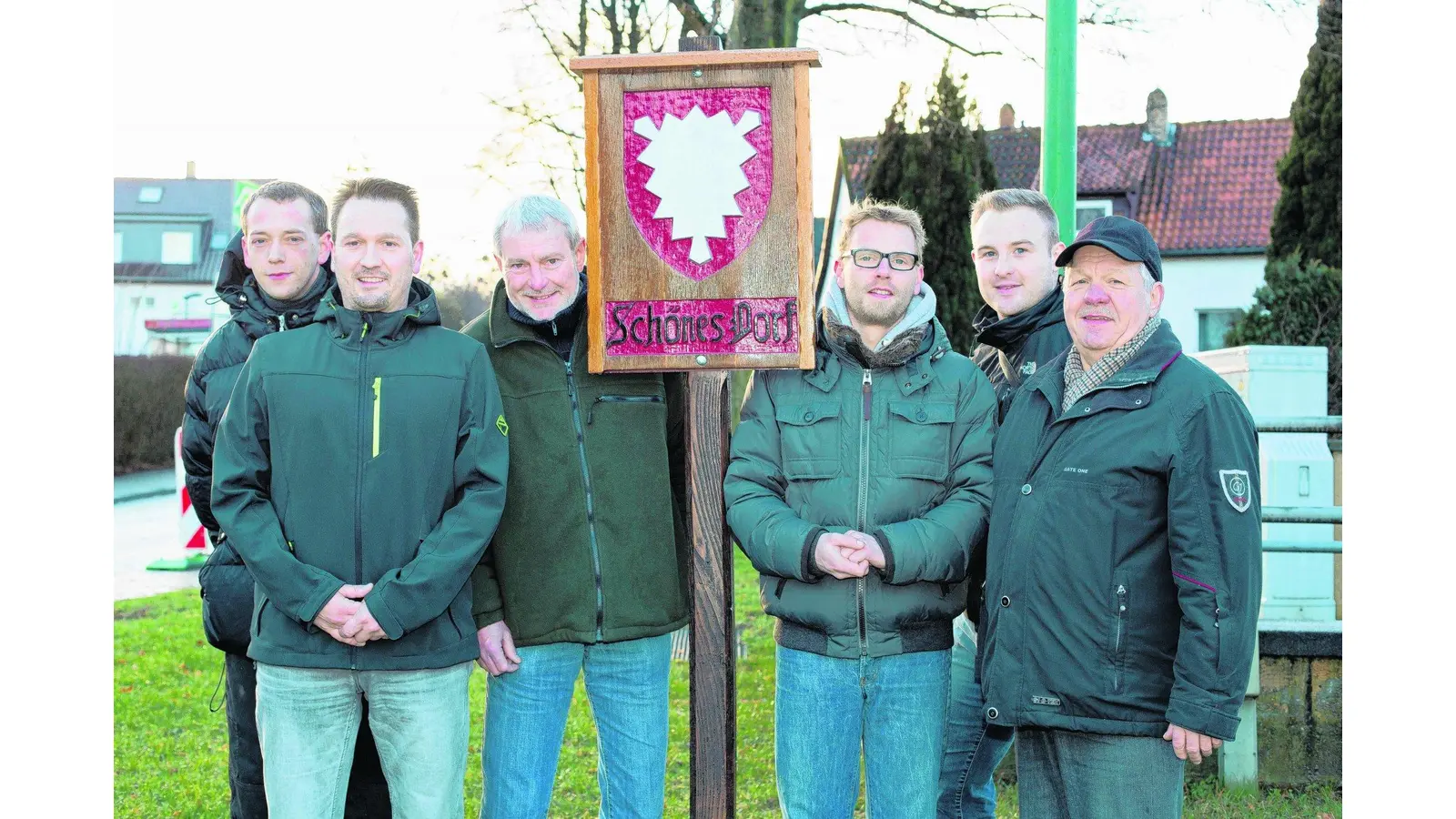 Ein schönes Schild für ein schönes Dorf (Foto: jl)