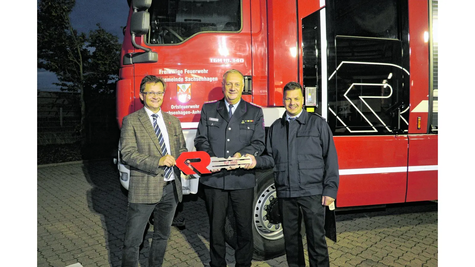 Neuer TLF 3000 ist Stolz der Ortsfeuerwehr (Foto: red)
