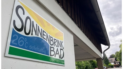 Das Sonnenbrinkbad Obernkirchen feiert mit dem Eisschwimmen das erste Event des Jahres. (Foto: nd)