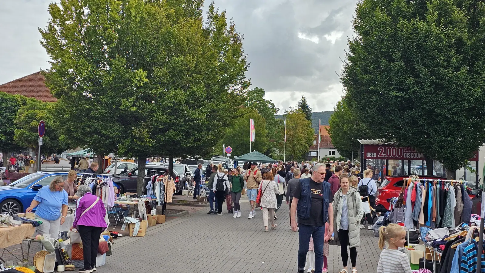 Ein sehr gut besuchter Flohmarkt. (Foto: privat)