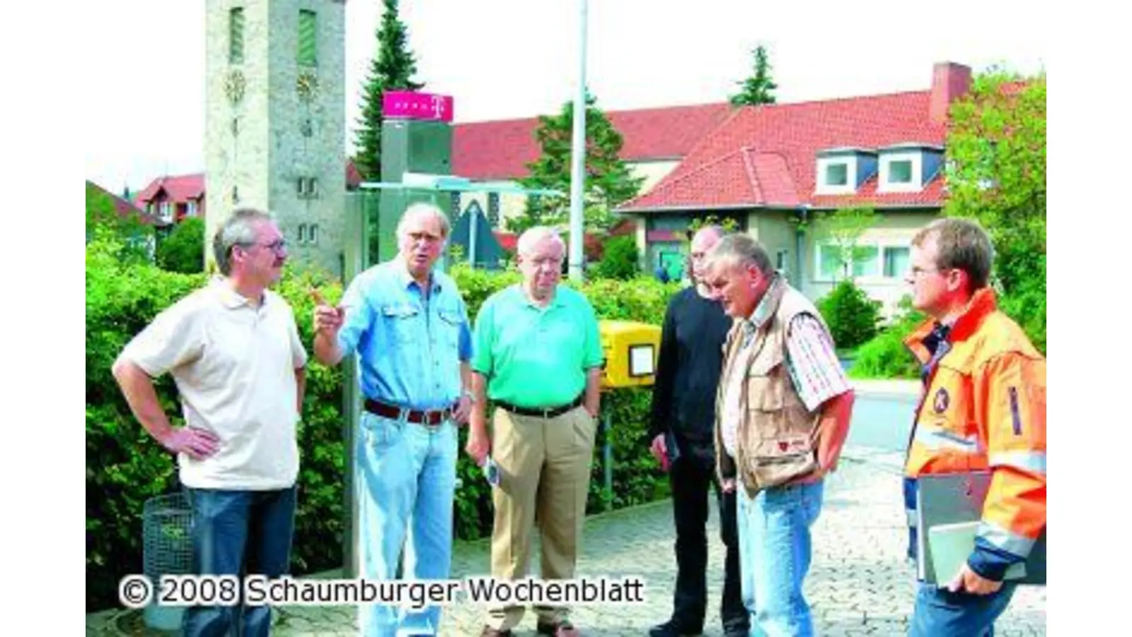 Abriss des Buswartehäuschens (Foto: red)