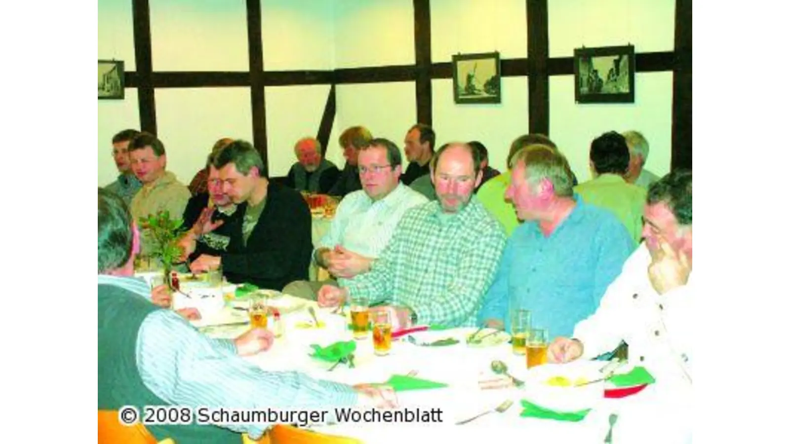 Schützen verkürzen die Wartezeit (Foto: mk)