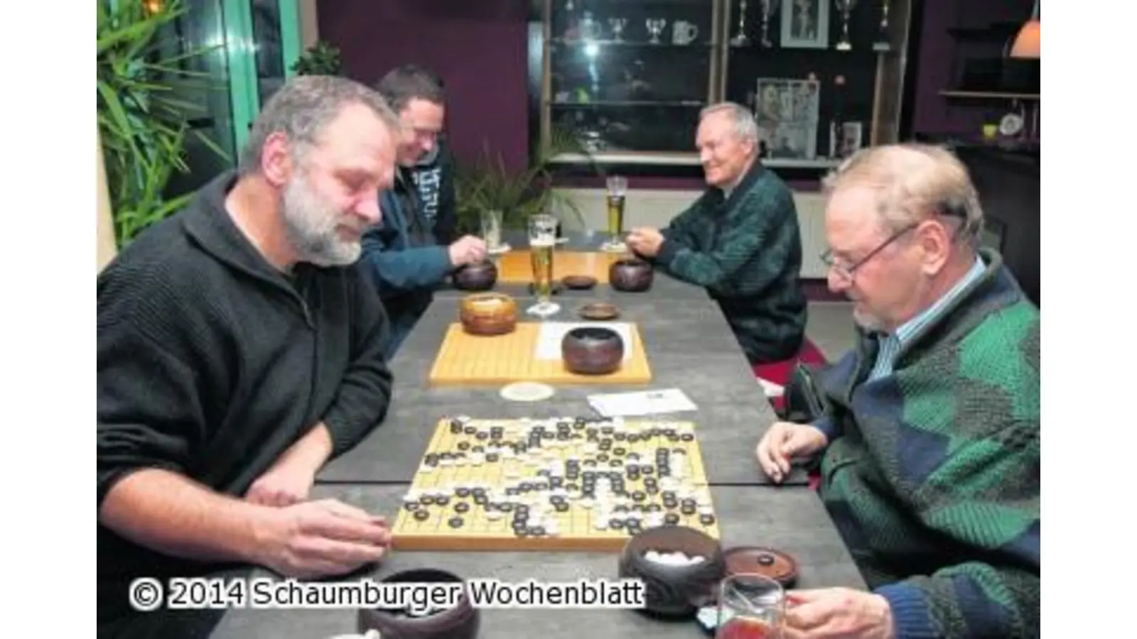 Ringen um einen Haufen Steine (Foto: bb)