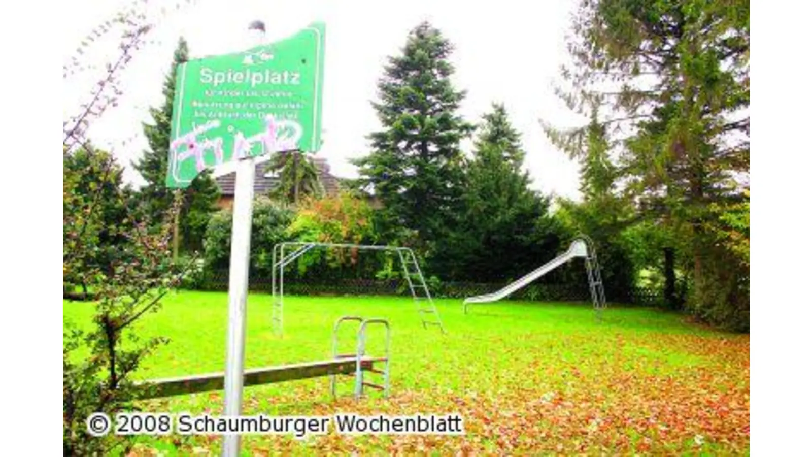 Neues Gerät für Spielplatz am Pommernweg (Foto: bb)