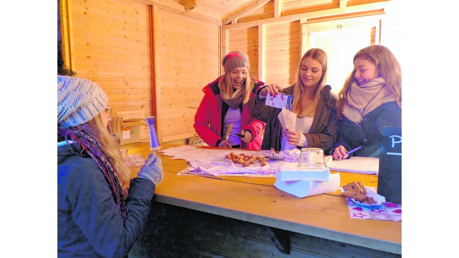 Viele Wunschzettel an den Weihnachtsmann (Foto: al)
