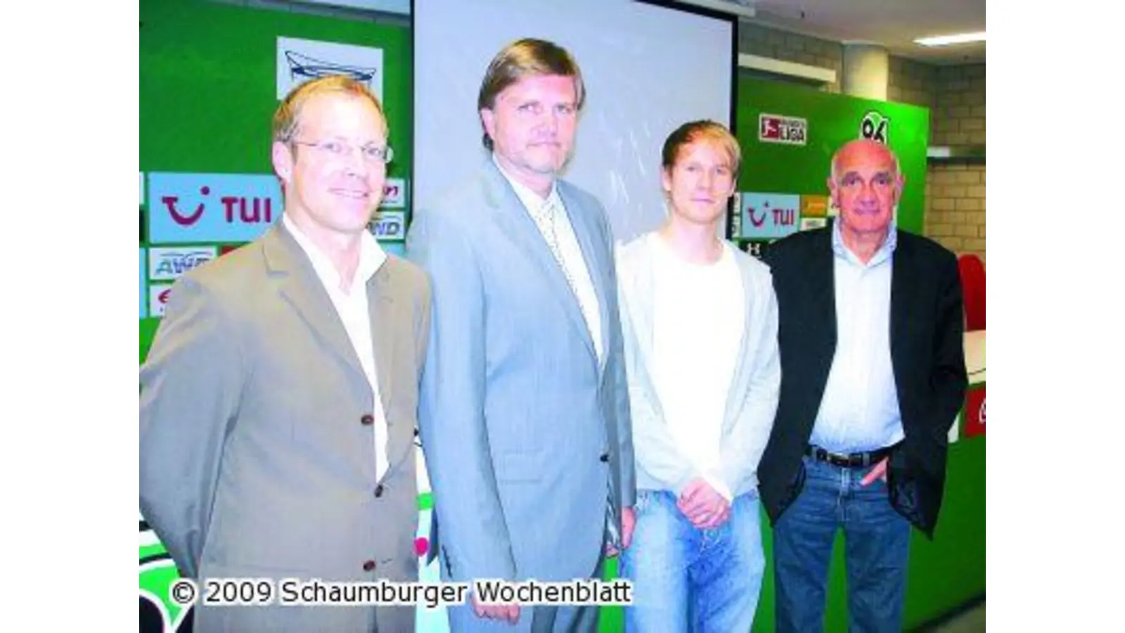 Fußballer bekennen Farbe (Foto: rp)
