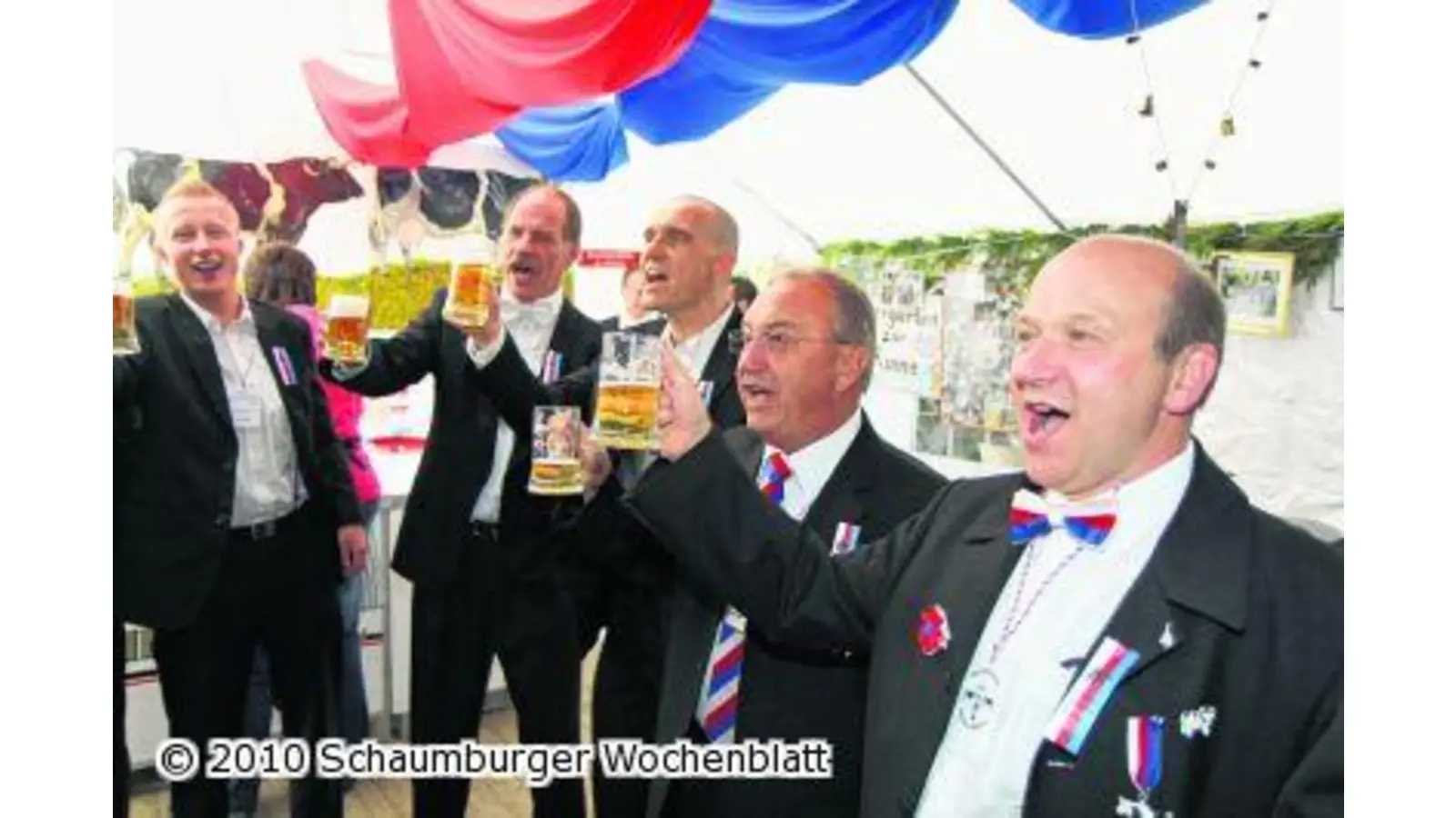 Fröhliche Stimmung im Kauschietenrott (Foto: bb)