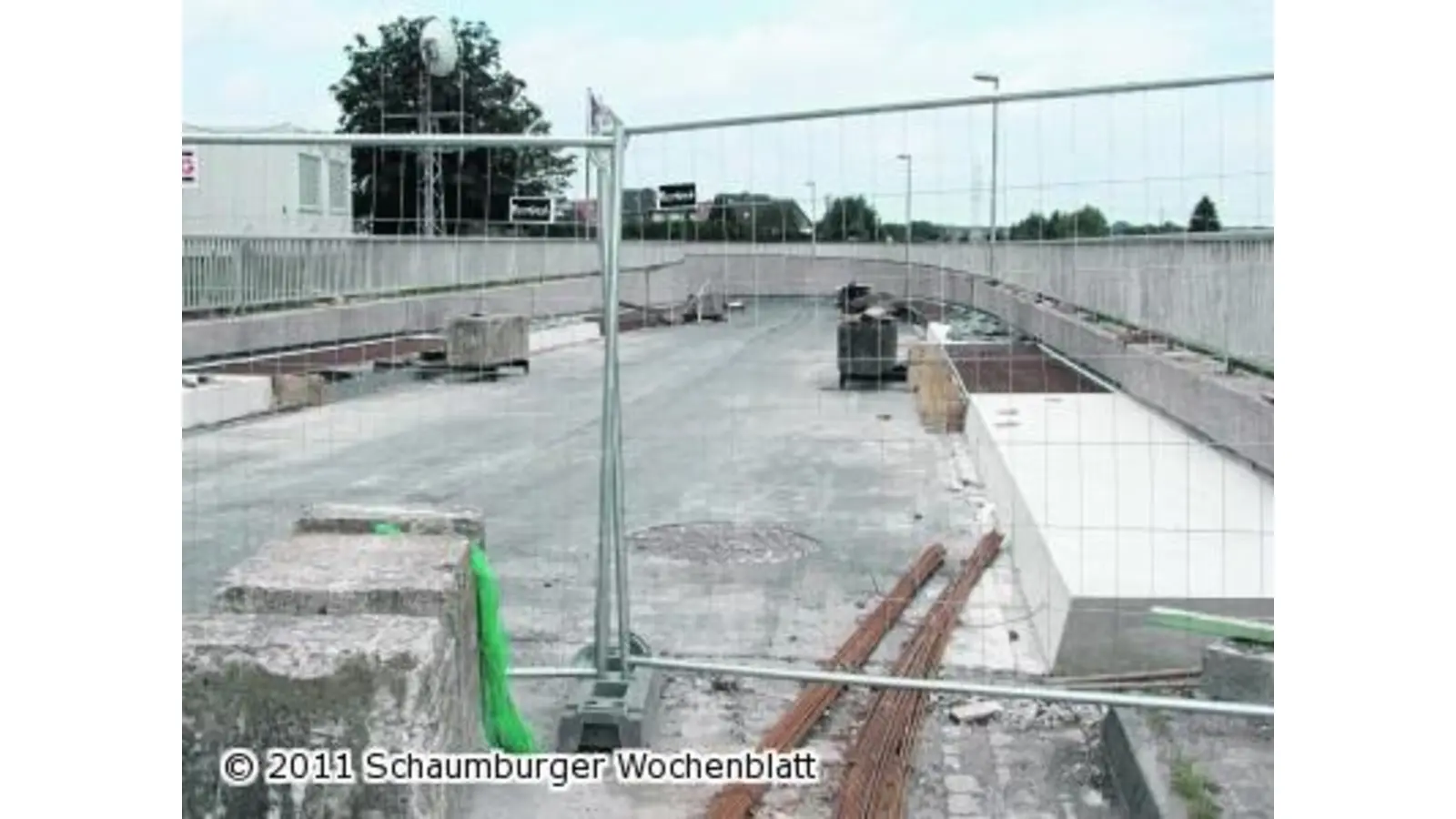 Ab Oktober sollen im Trog wieder die Autos fahren Bauarbeiten liegen laut Behörde sehr gut in der Zeit (Foto: red)