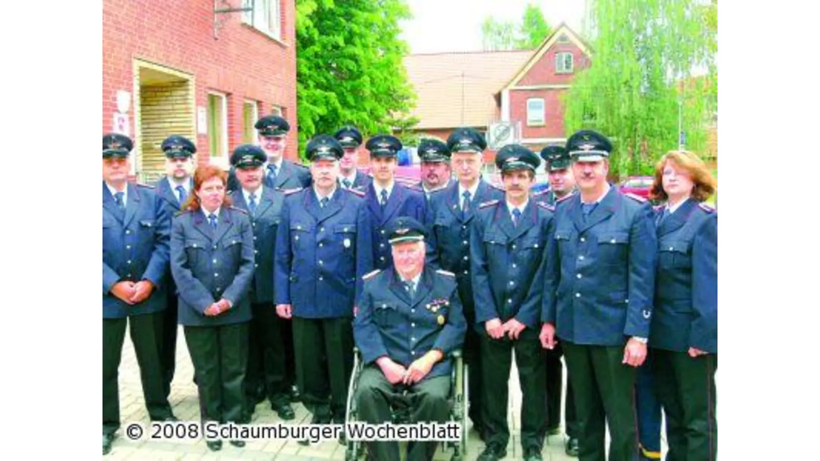 Zwei Mal Partyfreude bei der Feuerwehr (Foto: ste)